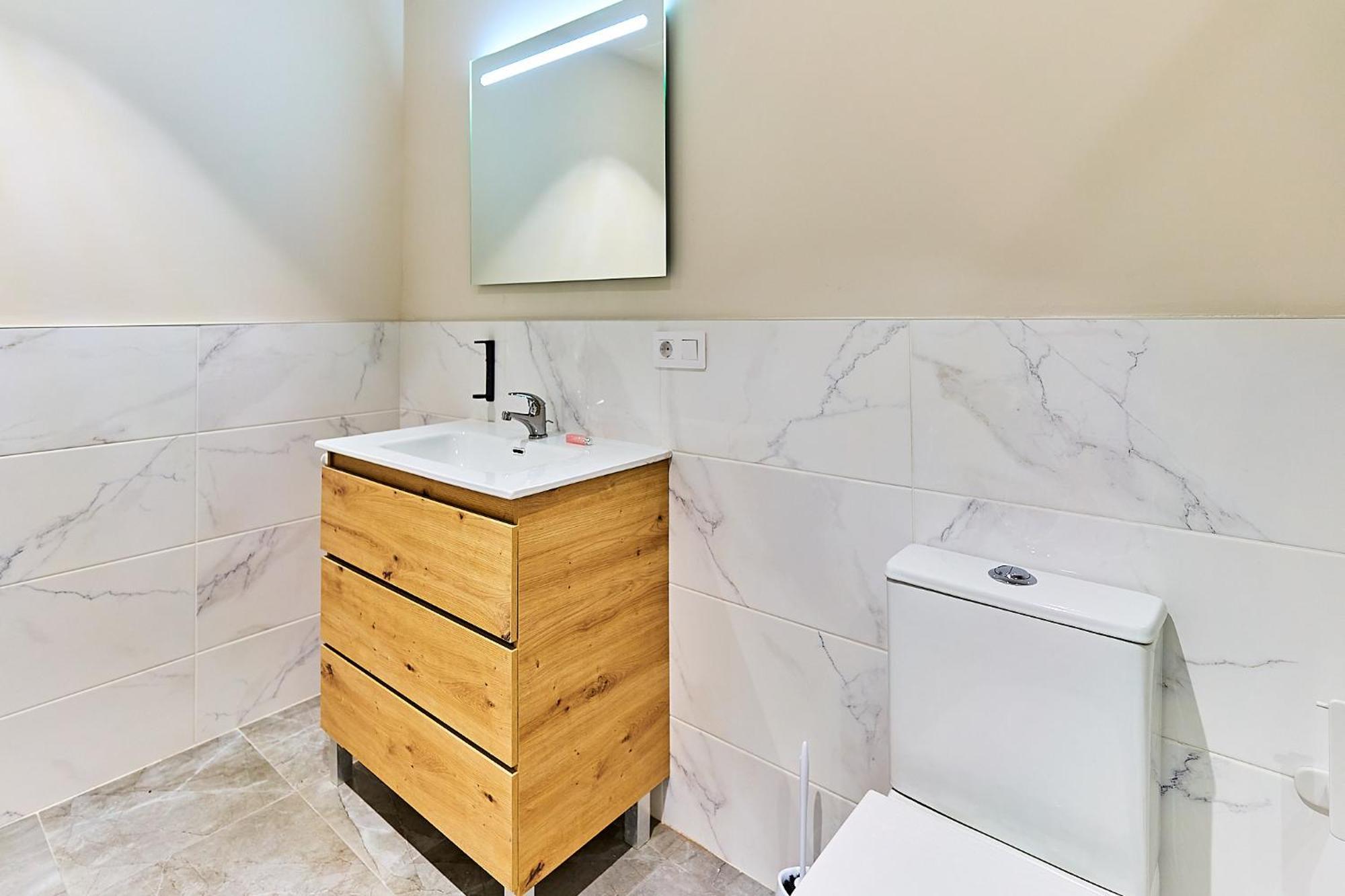 Apartamentos Delia By Gaiarooms Леон Экстерьер фото