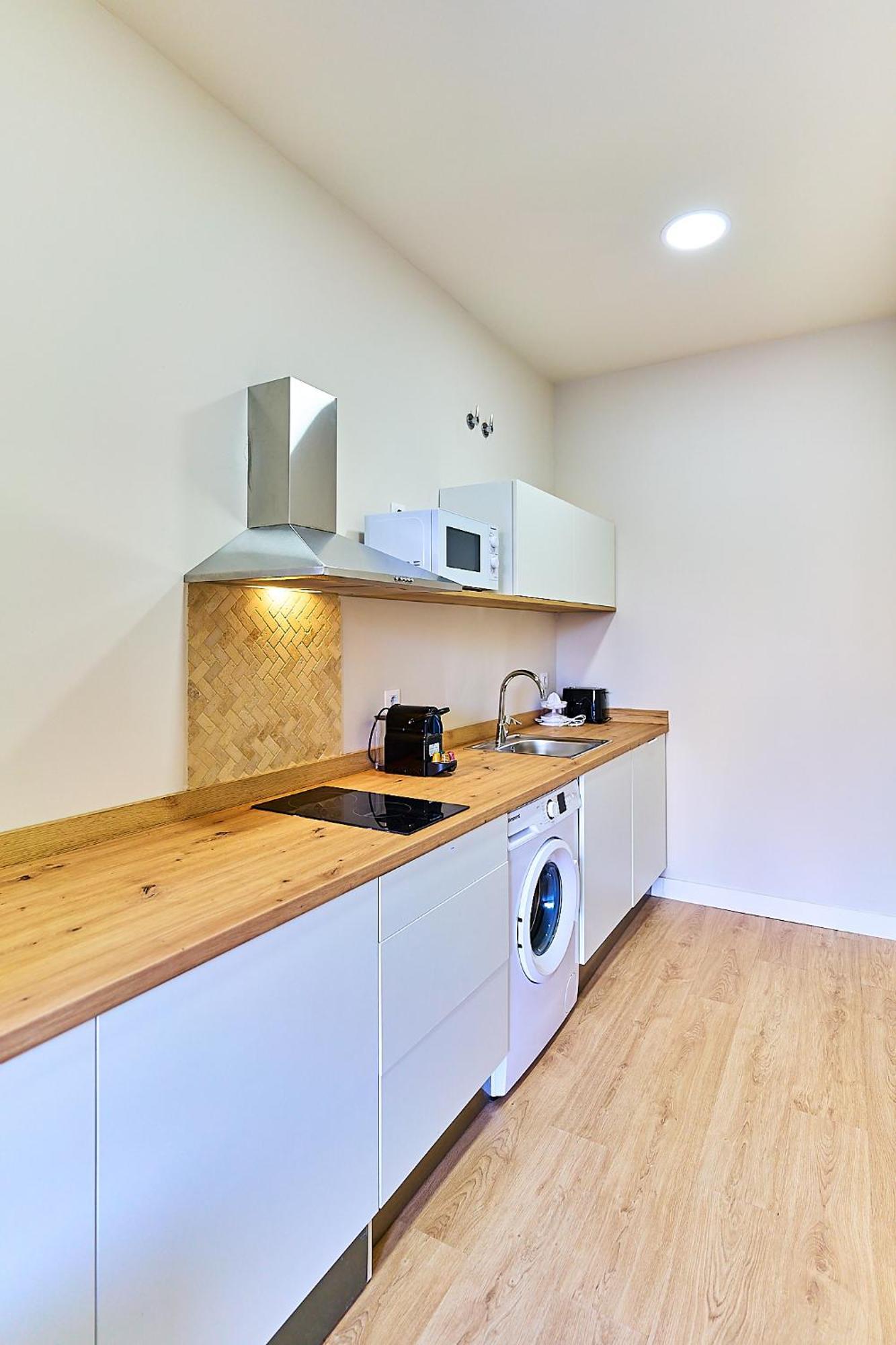 Apartamentos Delia By Gaiarooms Леон Экстерьер фото
