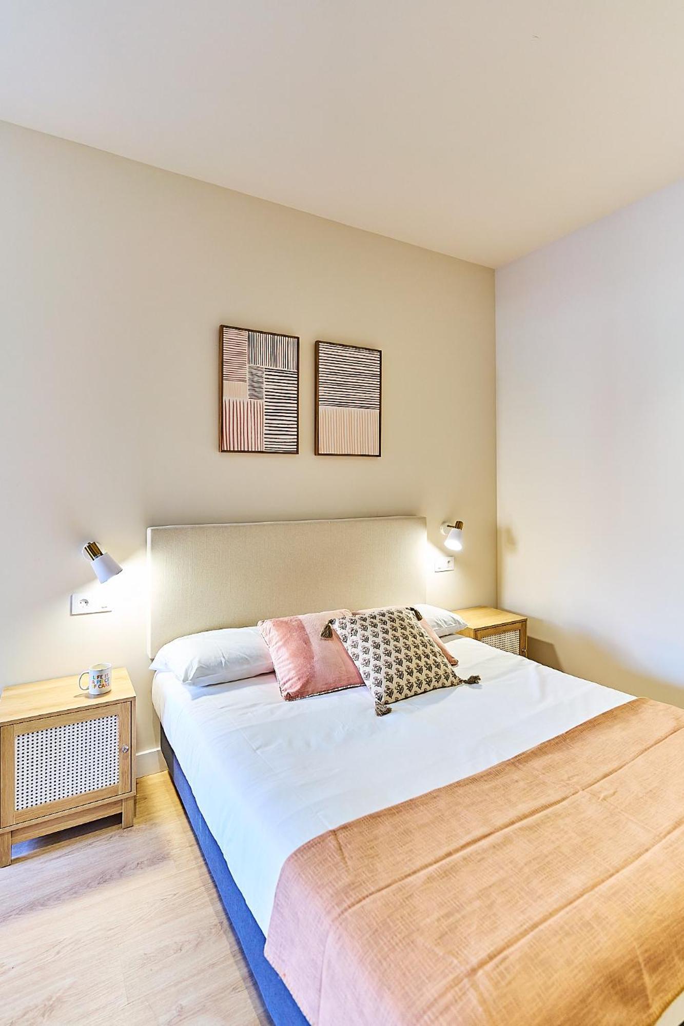 Apartamentos Delia By Gaiarooms Леон Экстерьер фото